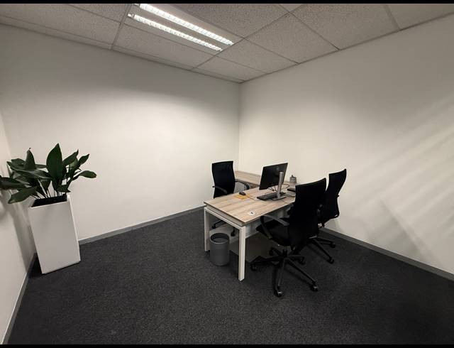 251M² OFFICE TO LET IN ROSEBANK